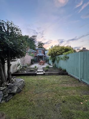 Rear- click for photo gallery